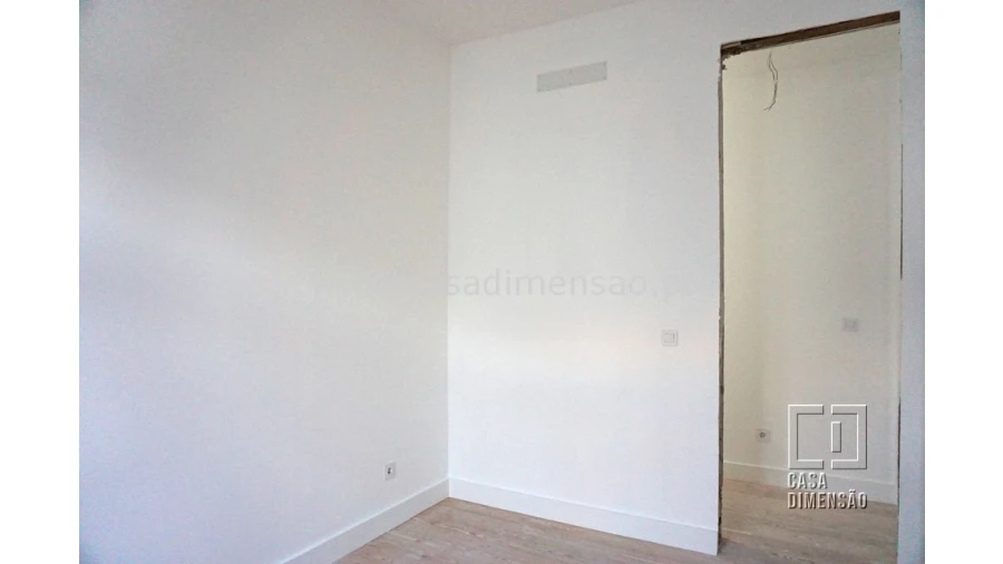 Apartamento T3 para Venda em Arroios Foto 12