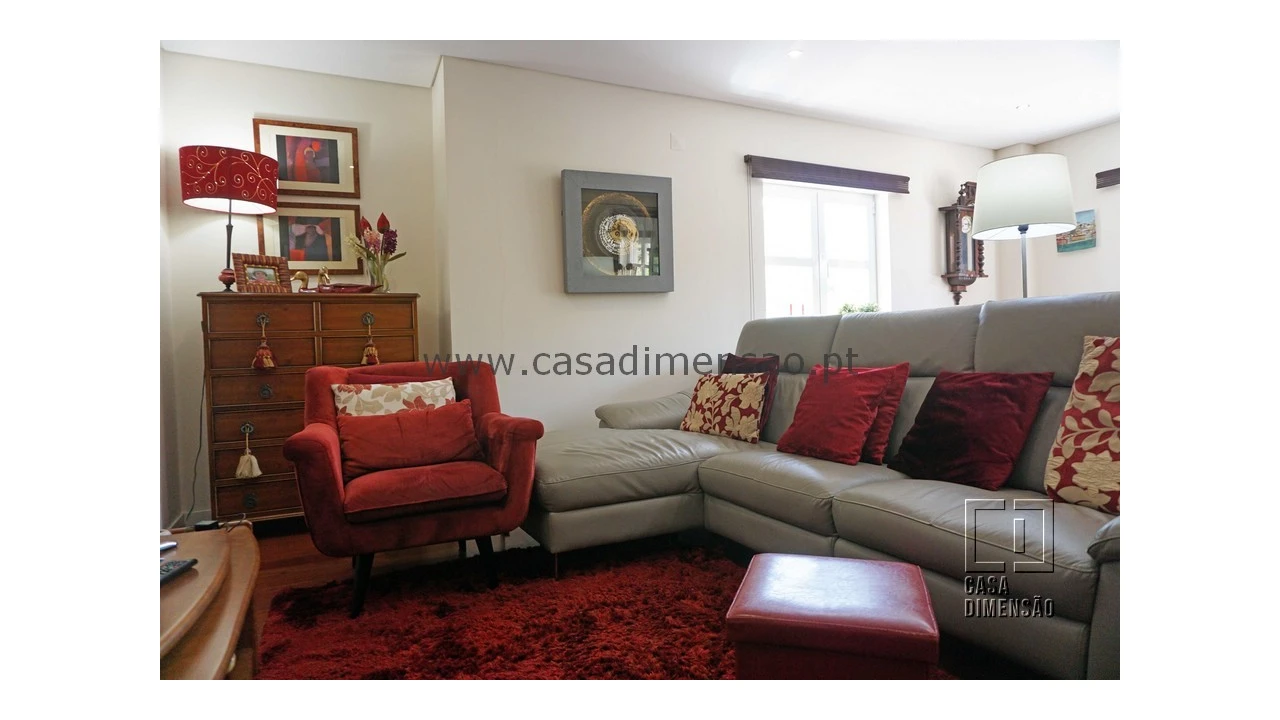 Apartamento T3 para Venda em Carnaxide e Queijas Foto 1