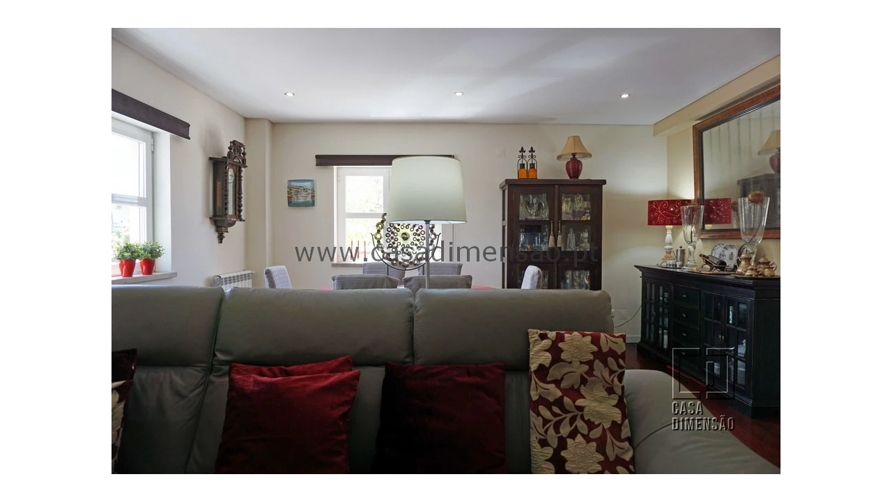 Apartamento T3 para Venda em Carnaxide e Queijas Foto 7