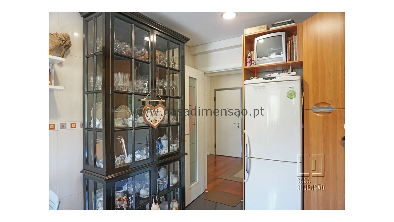 Apartamento T3 para Venda em Carnaxide e Queijas Foto 29