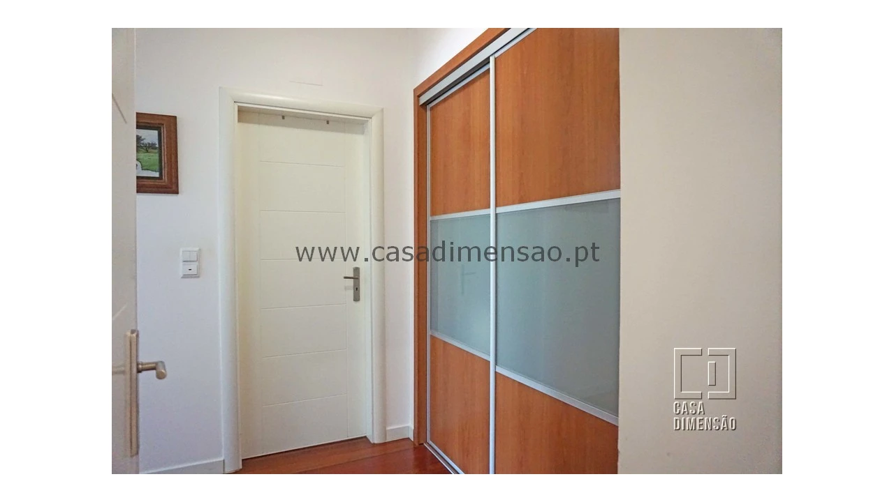 Apartamento T3 para Venda em Carnaxide e Queijas Foto 43