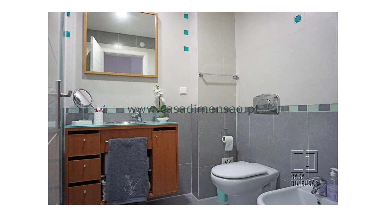 Apartamento T3 para Venda em Carnaxide e Queijas Foto 52