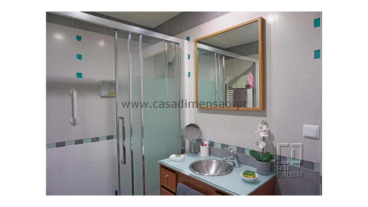 Apartamento T3 para Venda em Carnaxide e Queijas Foto 53