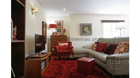 Apartamento T3 para Venda em Carnaxide e Queijas