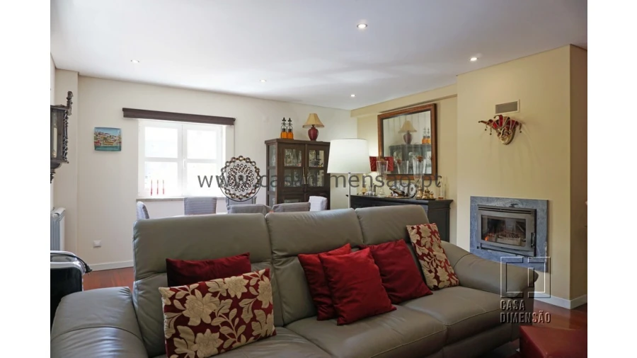 Apartamento T3 para Venda em Carnaxide e Queijas Foto 11