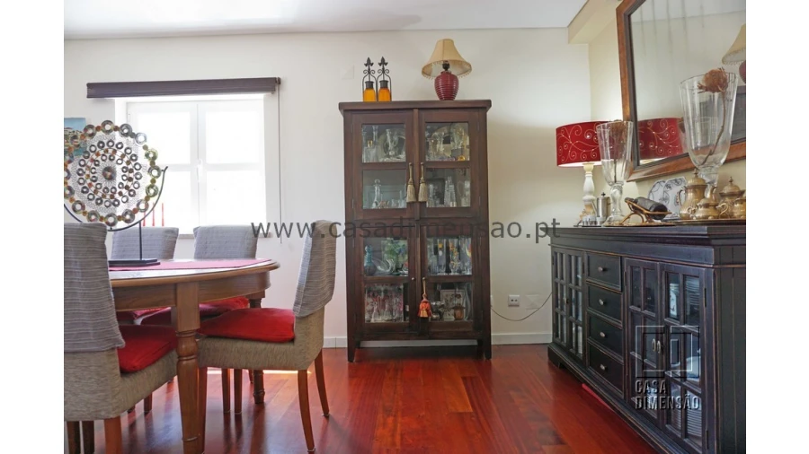 Apartamento T3 para Venda em Carnaxide e Queijas Foto 12