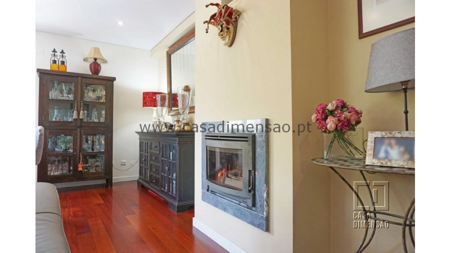 Apartamento T3 para Venda em Carnaxide e Queijas Foto 21