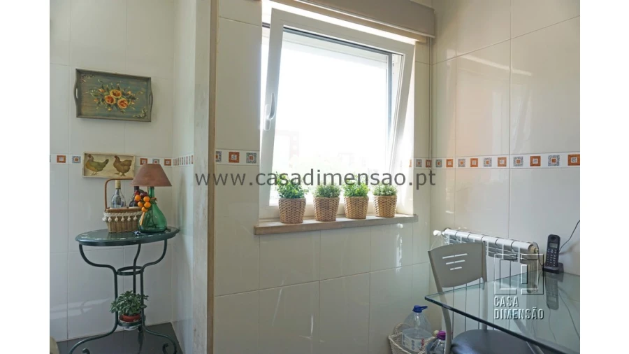 Apartamento T3 para Venda em Carnaxide e Queijas Foto 30