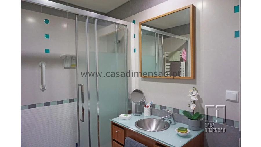 Apartamento T3 para Venda em Carnaxide e Queijas Foto 53