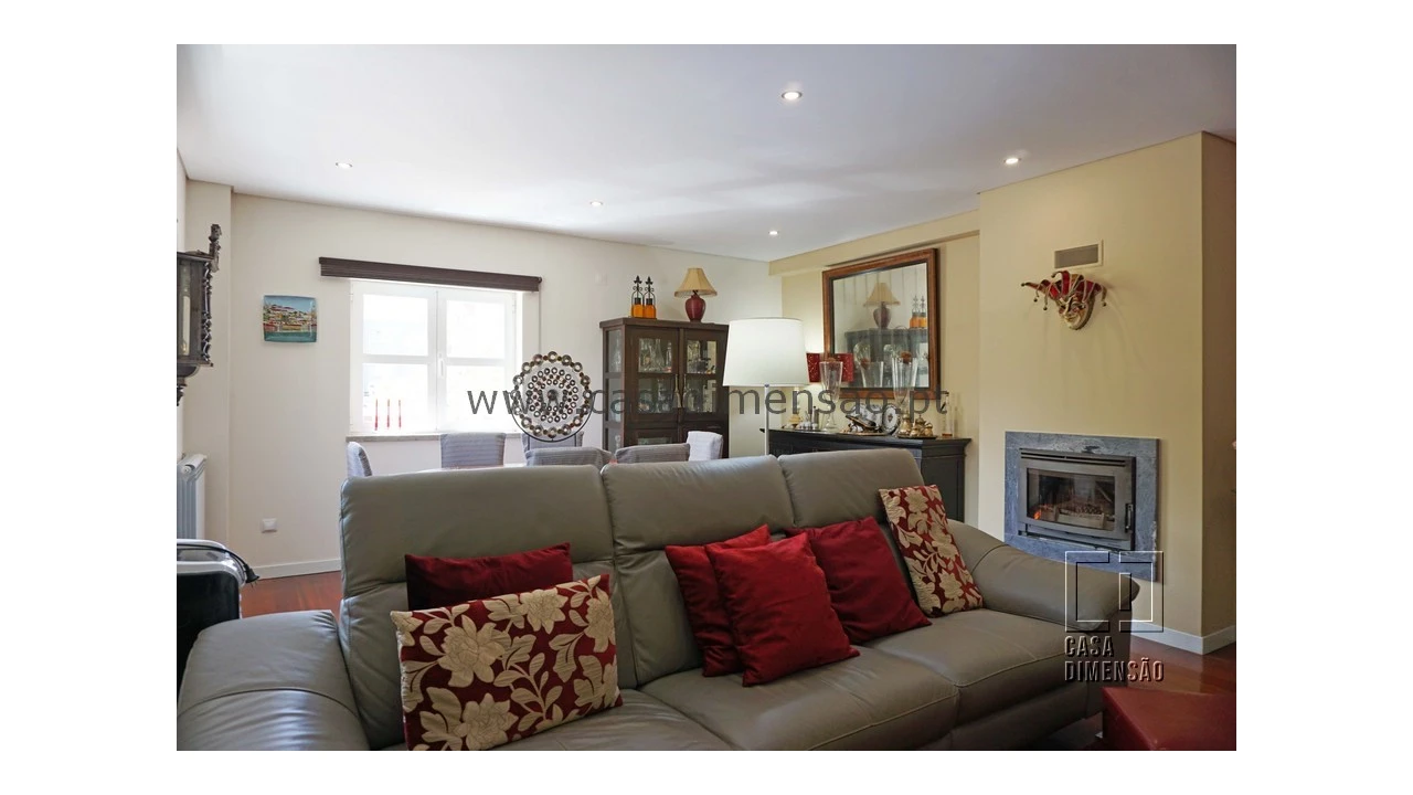 Apartamento T3 para Venda em Venteira Foto 1