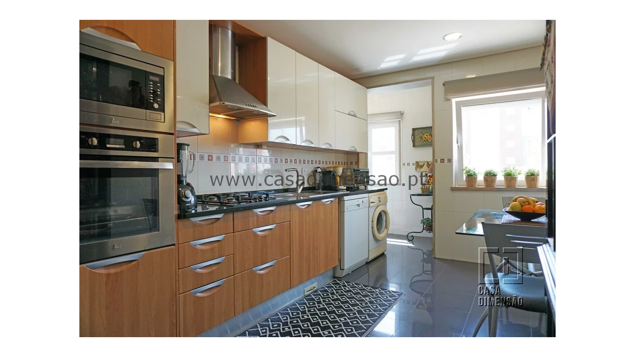 Apartamento T3 para Venda em Venteira Foto 25