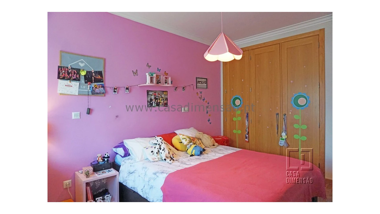 Apartamento T4 para Venda em Carnaxide e Queijas Foto 40