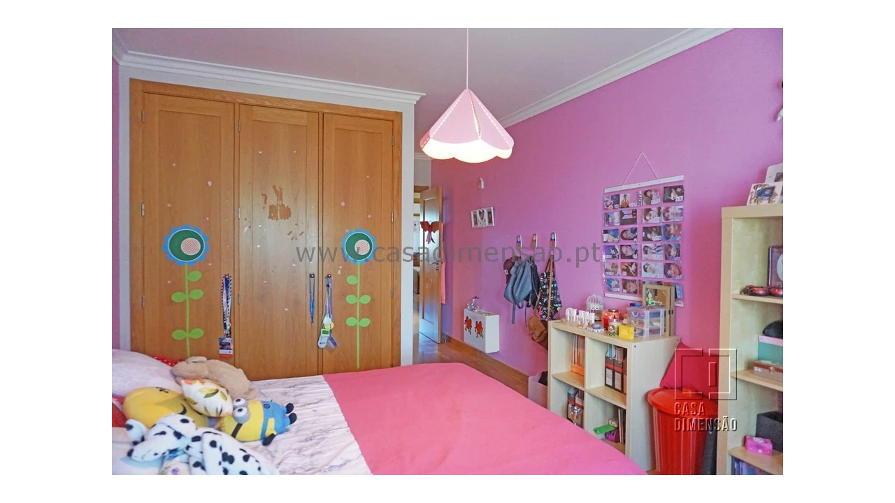 Apartamento T4 para Venda em Carnaxide e Queijas Foto 41