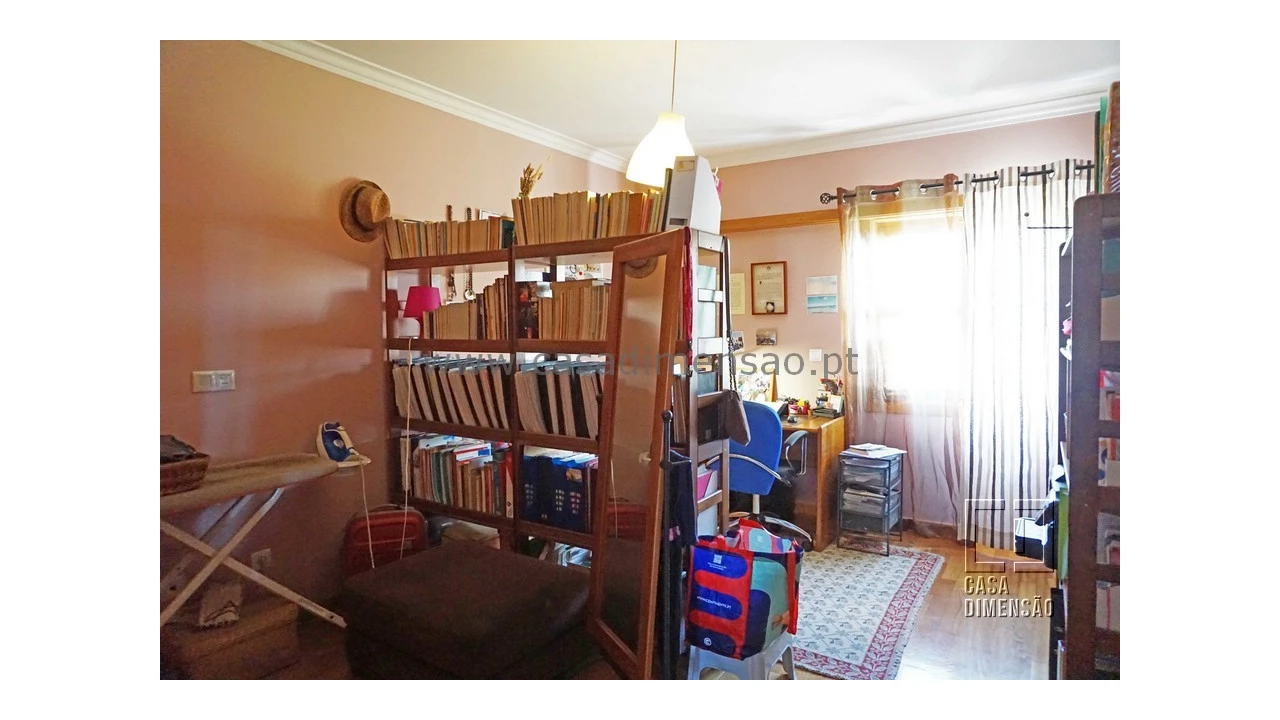 Apartamento T4 para Venda em Carnaxide e Queijas Foto 44