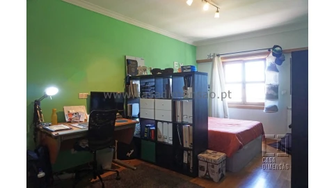 Apartamento T4 para Venda em Carnaxide e Queijas