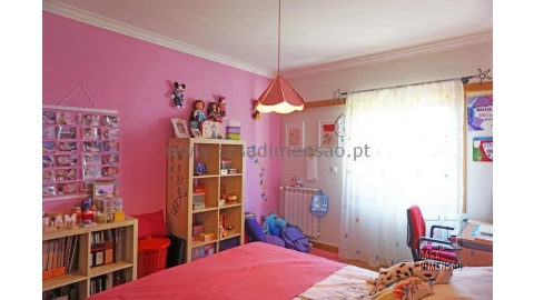 Apartamento T4 para Venda em Carnaxide e Queijas