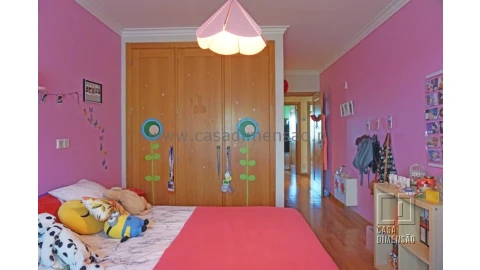Apartamento T4 para Venda em Carnaxide e Queijas