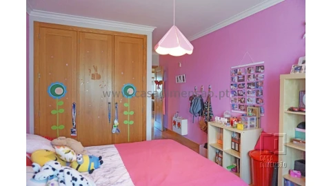 Apartamento T4 para Venda em Carnaxide e Queijas