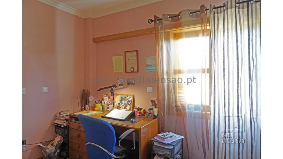 Apartamento T4 para Venda em Carnaxide e Queijas Foto 45