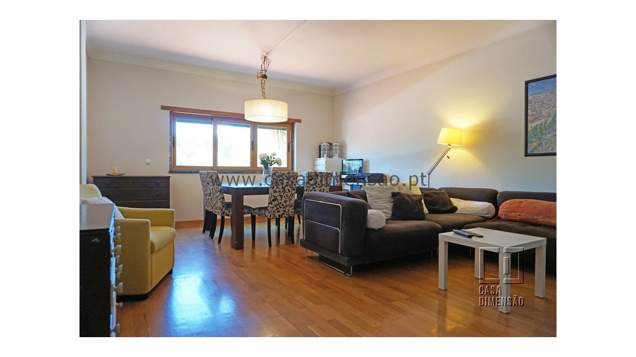 Apartamento T2 para Venda em Barcarena Foto 3