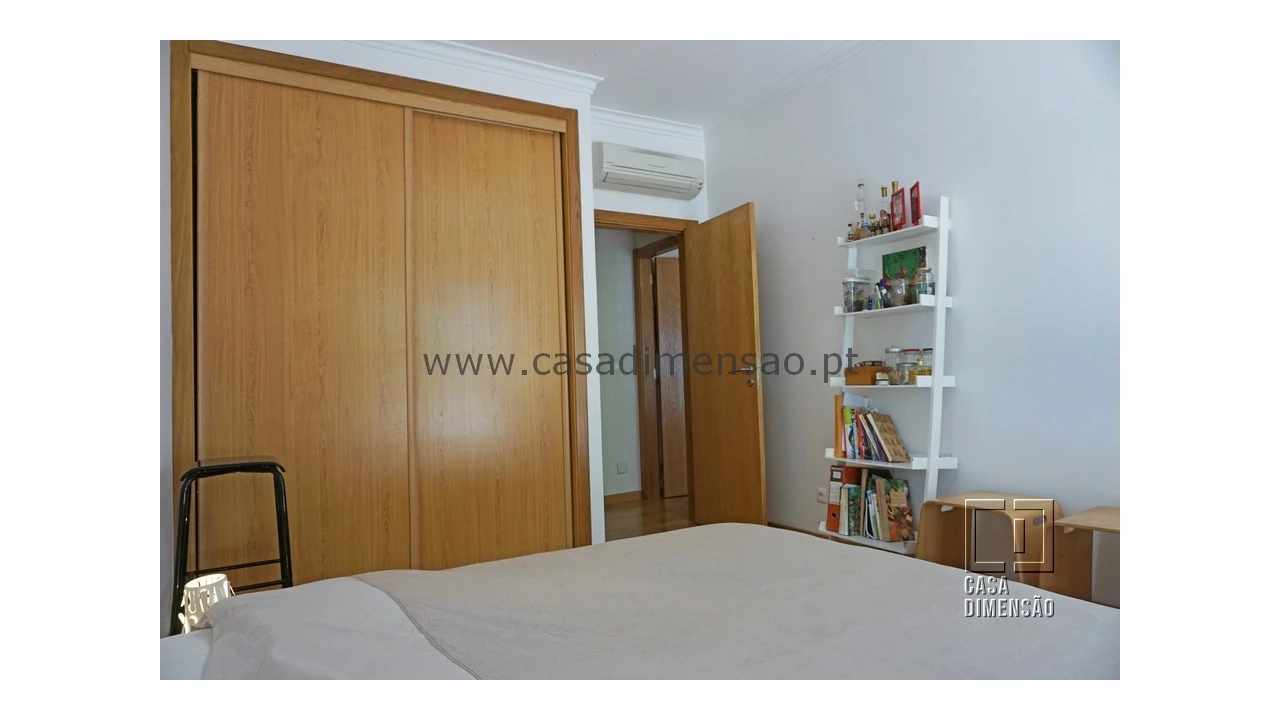 Apartamento T2 para Venda em Barcarena Foto 28