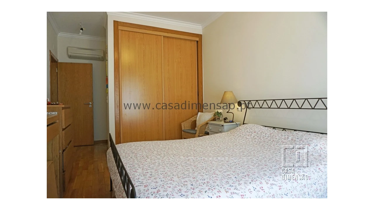 Apartamento T2 para Venda em Barcarena Foto 32