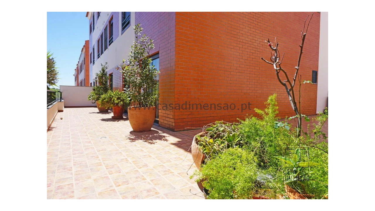 Apartamento T2 para Venda em Barcarena Foto 40