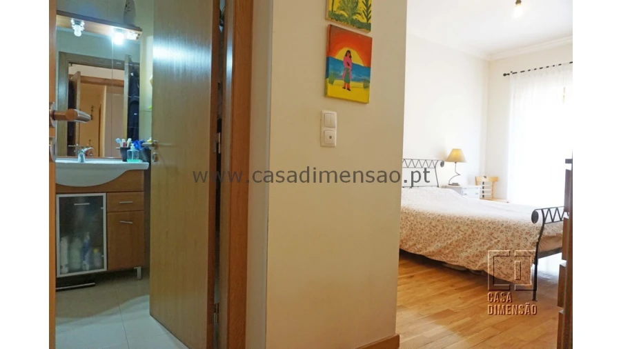 Apartamento T2 para Venda em Barcarena Foto 29