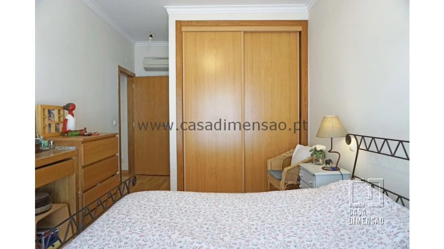 Apartamento T2 para Venda em Barcarena Foto 34