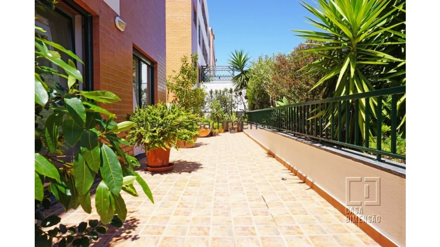 Apartamento T2 para Venda em Barcarena Foto 38