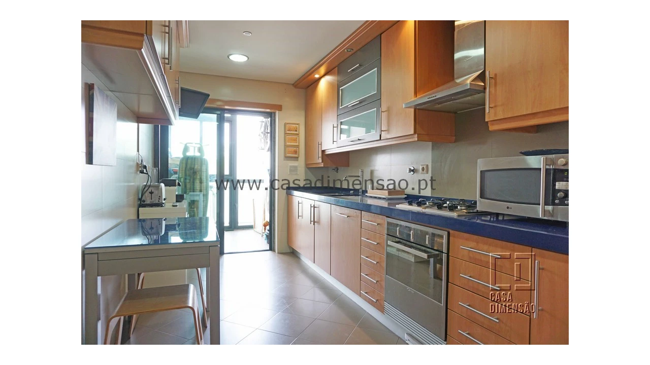 Apartamento T3 para Venda em Barcarena Foto 18