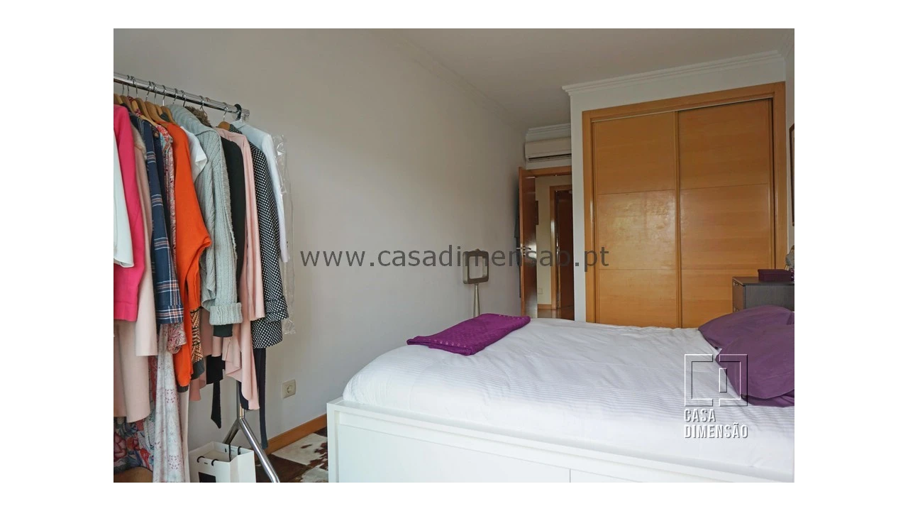 Apartamento T3 para Venda em Barcarena Foto 30