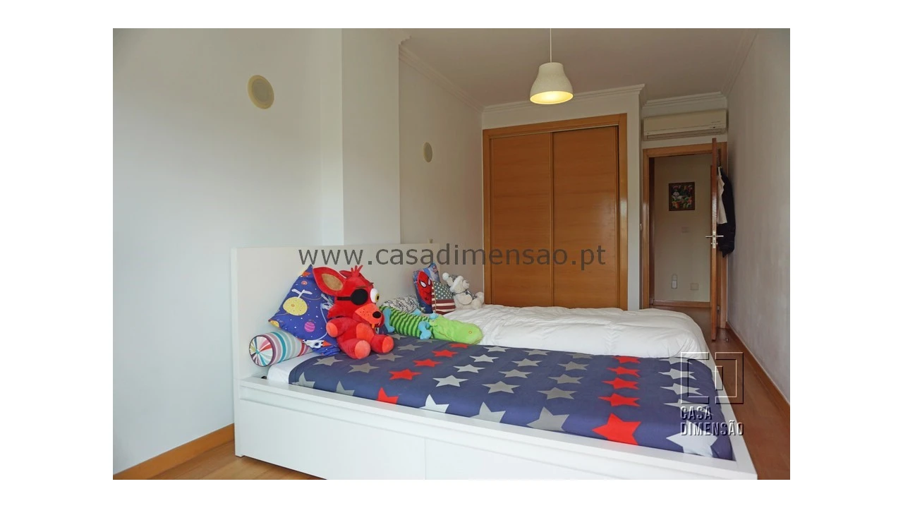 Apartamento T3 para Venda em Barcarena Foto 36