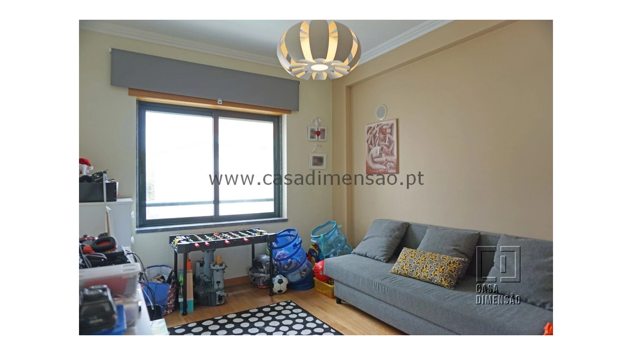 Apartamento T3 para Venda em Barcarena Foto 40