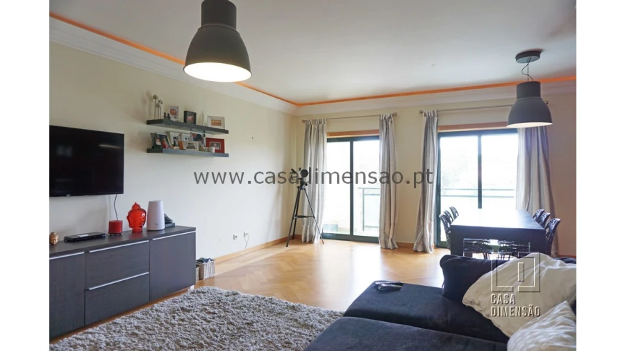 Apartamento T3 para Venda em Barcarena Foto 8