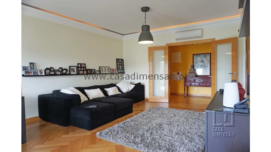 Apartamento T3 para Venda em Barcarena Foto 10