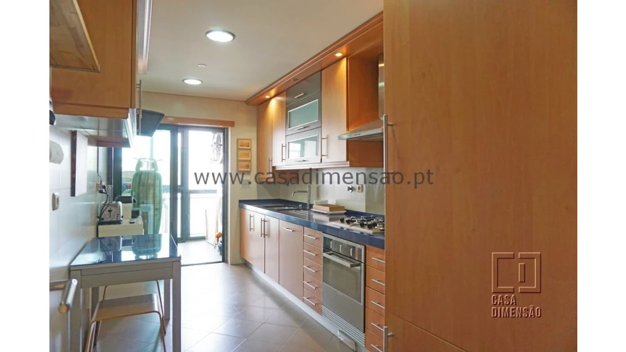 Apartamento T3 para Venda em Barcarena Foto 16