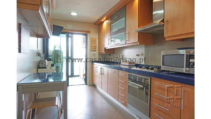 Apartamento T3 para Venda em Barcarena Foto 18