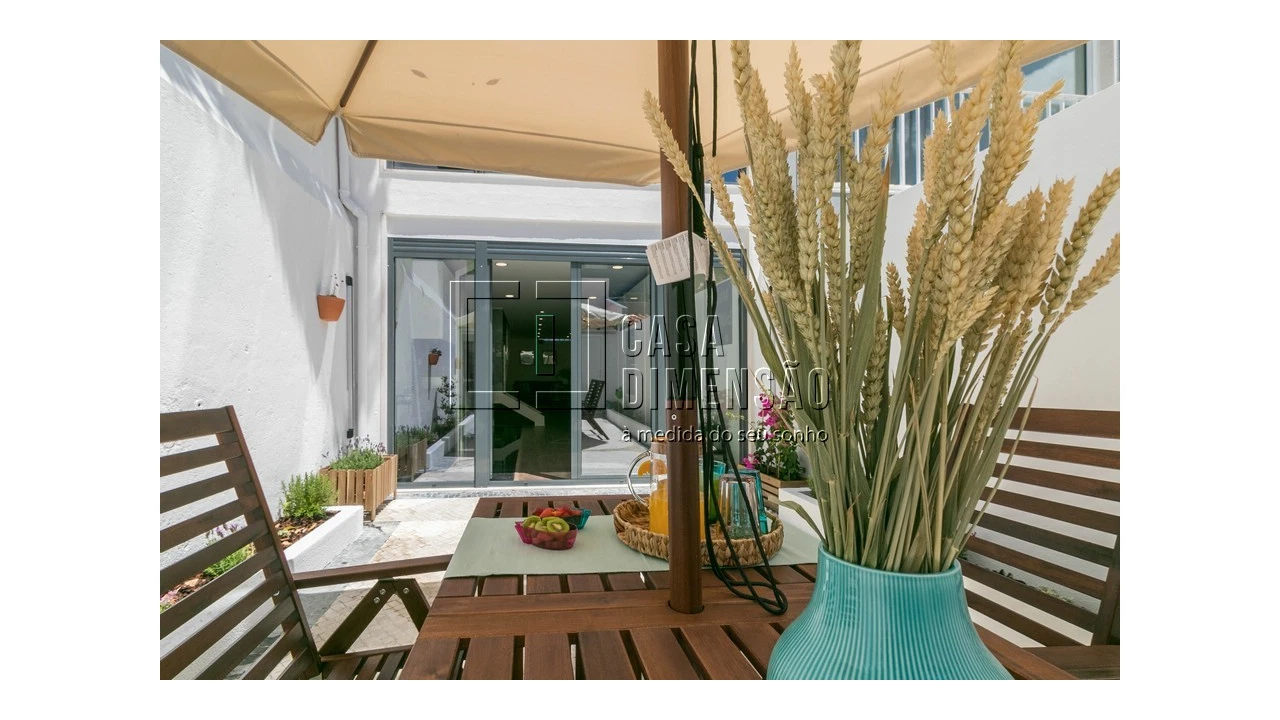 Moradia T4 para Venda em Alvalade Foto 20