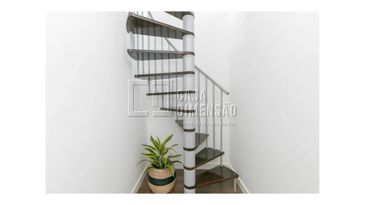 Moradia T4 para Venda em Alvalade Foto 52