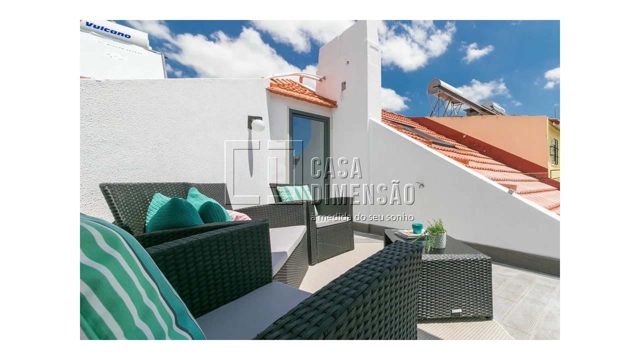 Moradia T4 para Venda em Alvalade Foto 59