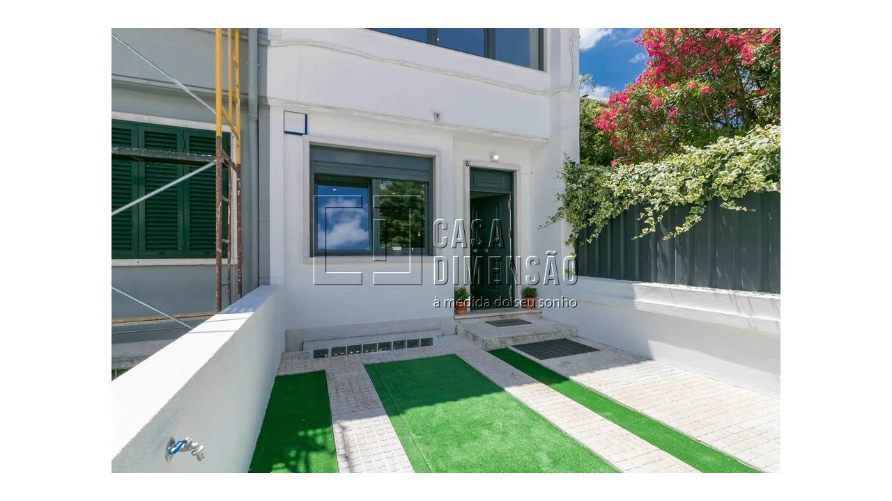 Moradia T4 para Venda em Alvalade Foto 61