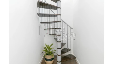 Moradia T4 para Venda em Alvalade