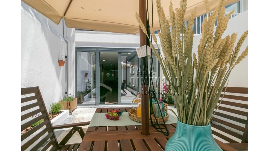 Moradia T4 para Venda em Alvalade Foto 20