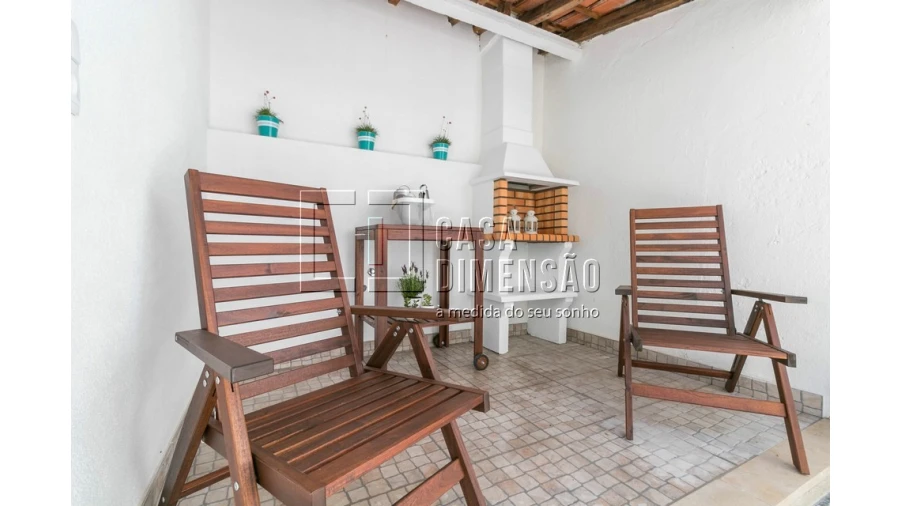 Moradia T4 para Venda em Alvalade Foto 24