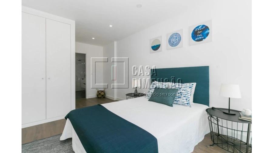 Moradia T4 para Venda em Alvalade Foto 28