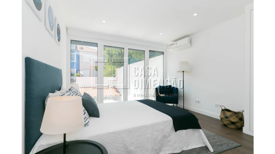 Moradia T4 para Venda em Alvalade Foto 29