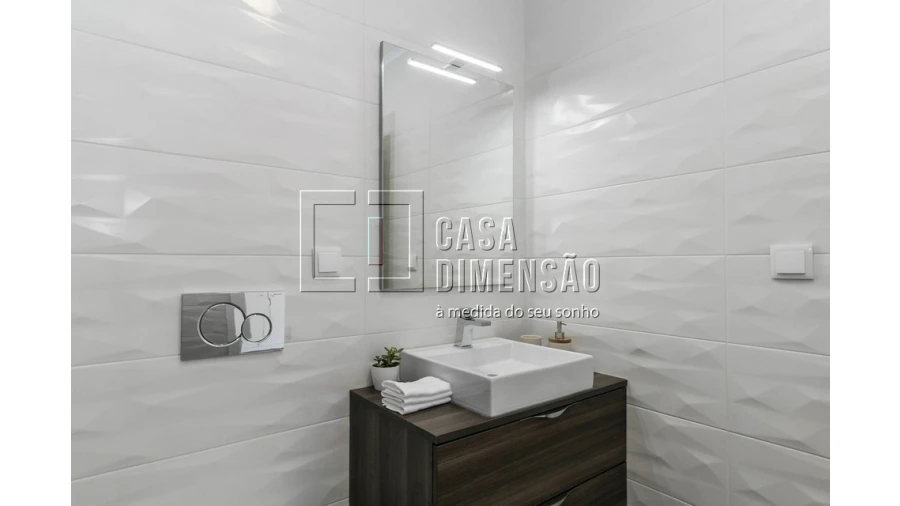 Moradia T4 para Venda em Alvalade Foto 44