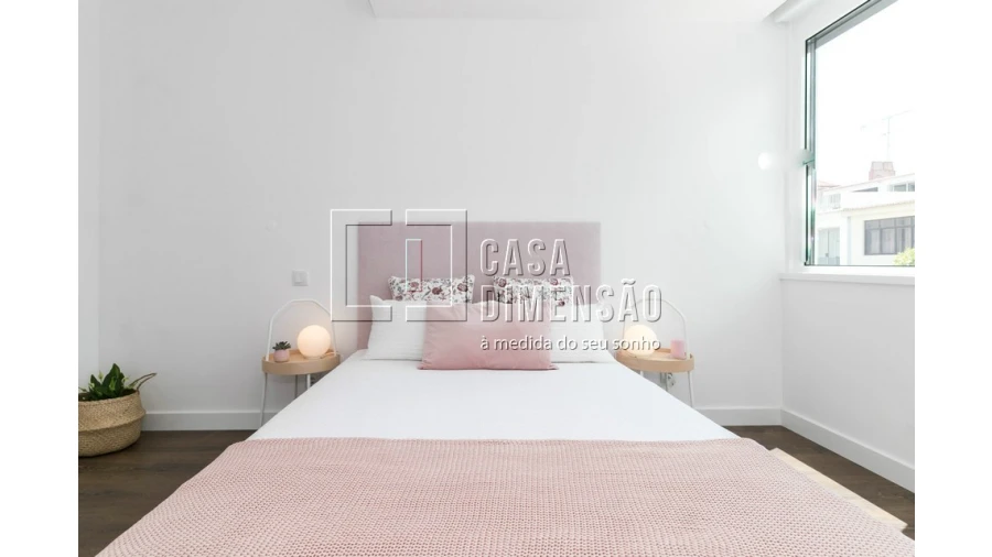 Moradia T4 para Venda em Alvalade Foto 45