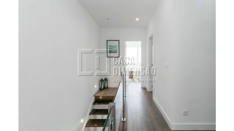 Moradia T4 para Venda em Alvalade Foto 51